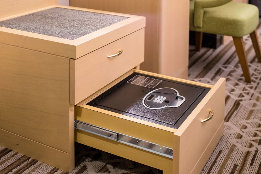 セーフティーボックス（金庫）全室完備