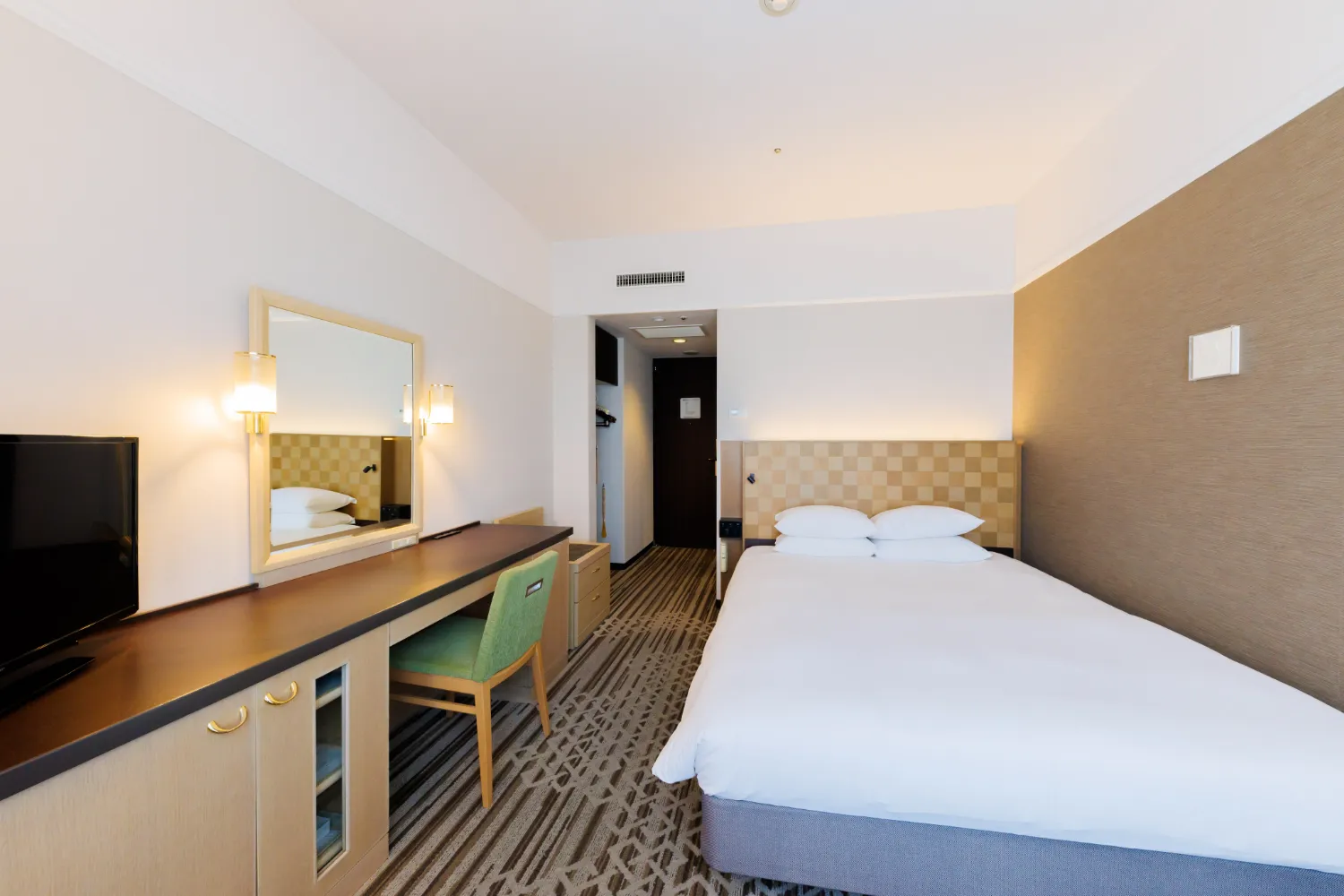 モデレートダブル