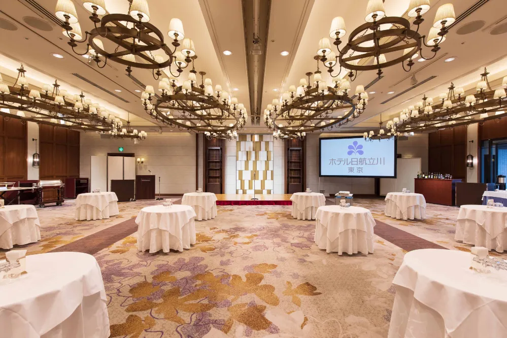 大宴会場　マグノリア