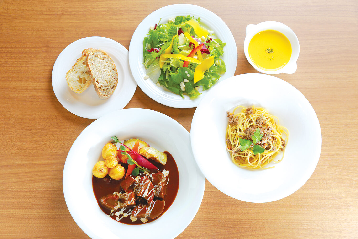 【ランチ】プリフィックスランチセットはお好みのアイテムが選べる人気メニュー